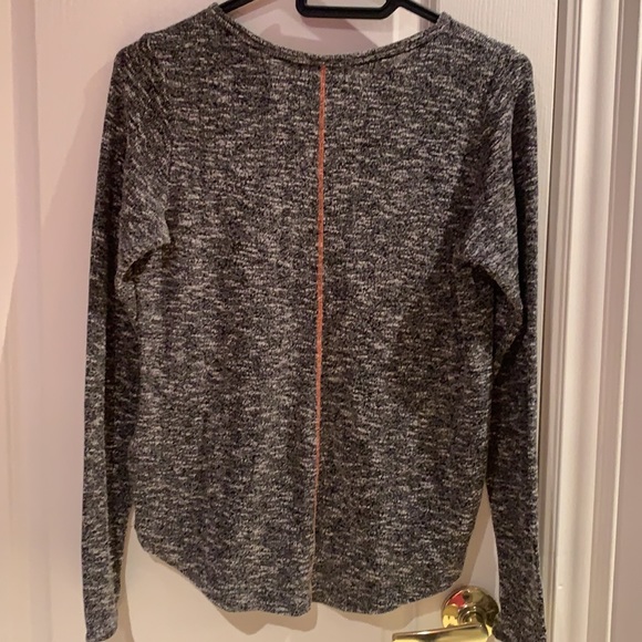 H & M girls top - Picture 5 of 6